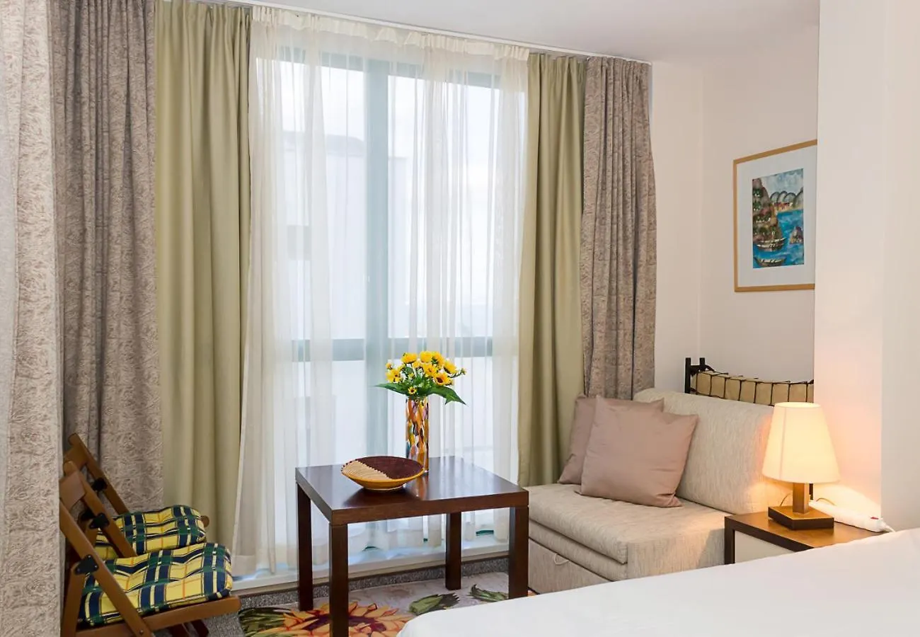 Sunny Studio In Hotel Berlin, Steps From The Beach! By Flat Mаnager Golden Sands 0*,  Bulgarien