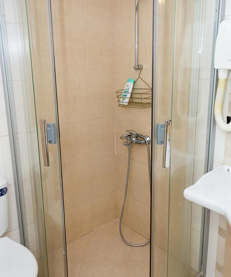 Apartment Sunny Studio In Hotel Berlin, Steps From The Beach! By Flat Mаnager Golden Sands